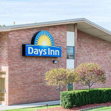 Days Inn By Wyndham Niles Esterno foto