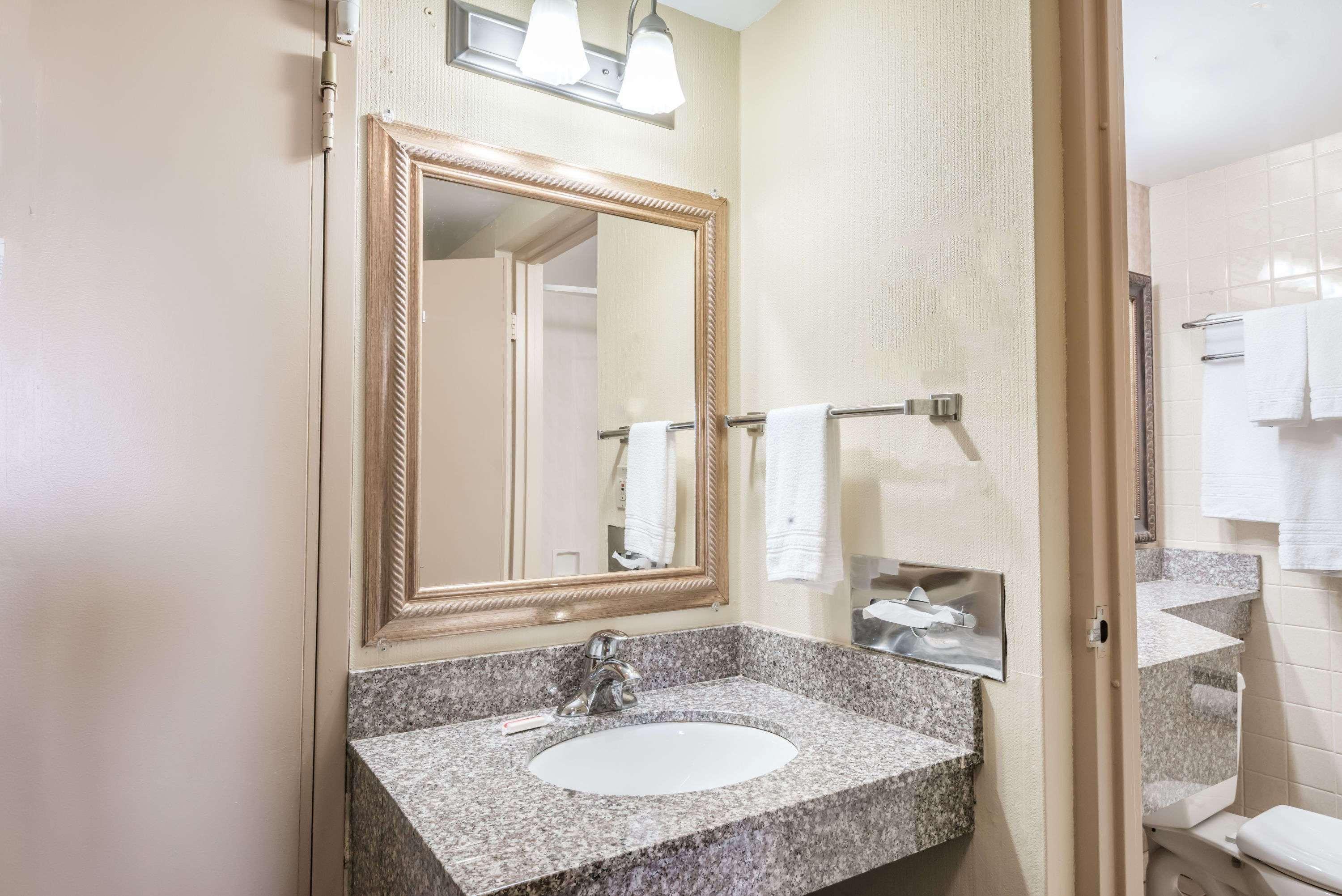 Days Inn By Wyndham Niles Esterno foto